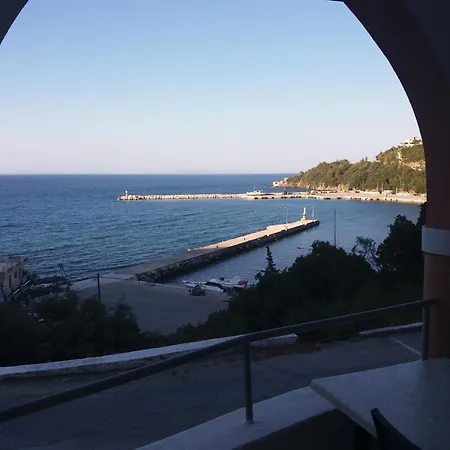 Harbour View - Oceanis * Порос