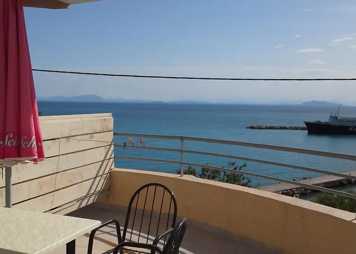 Harbour View - Oceanis Pórosz